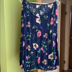 Cute floral flowy top ~Worn Once~